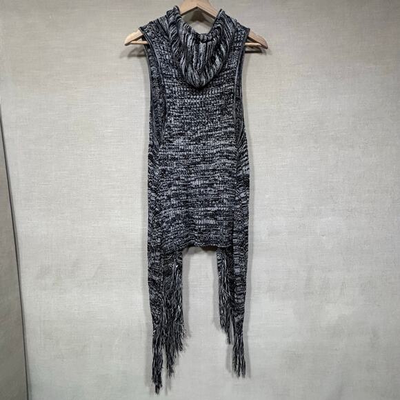 NWT Vanity Y2K Open Front Hooded Sweater Vest Size Medium Fringe Indie Retro - Picture 2 of 9